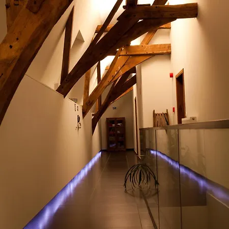 Het Agnetenklooster 4*